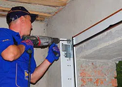 Trust Garage Door Hyattsville, MD 301-355-0758 Trust Garage Door Hyattsville, MD 301-355-0758 - repair-side